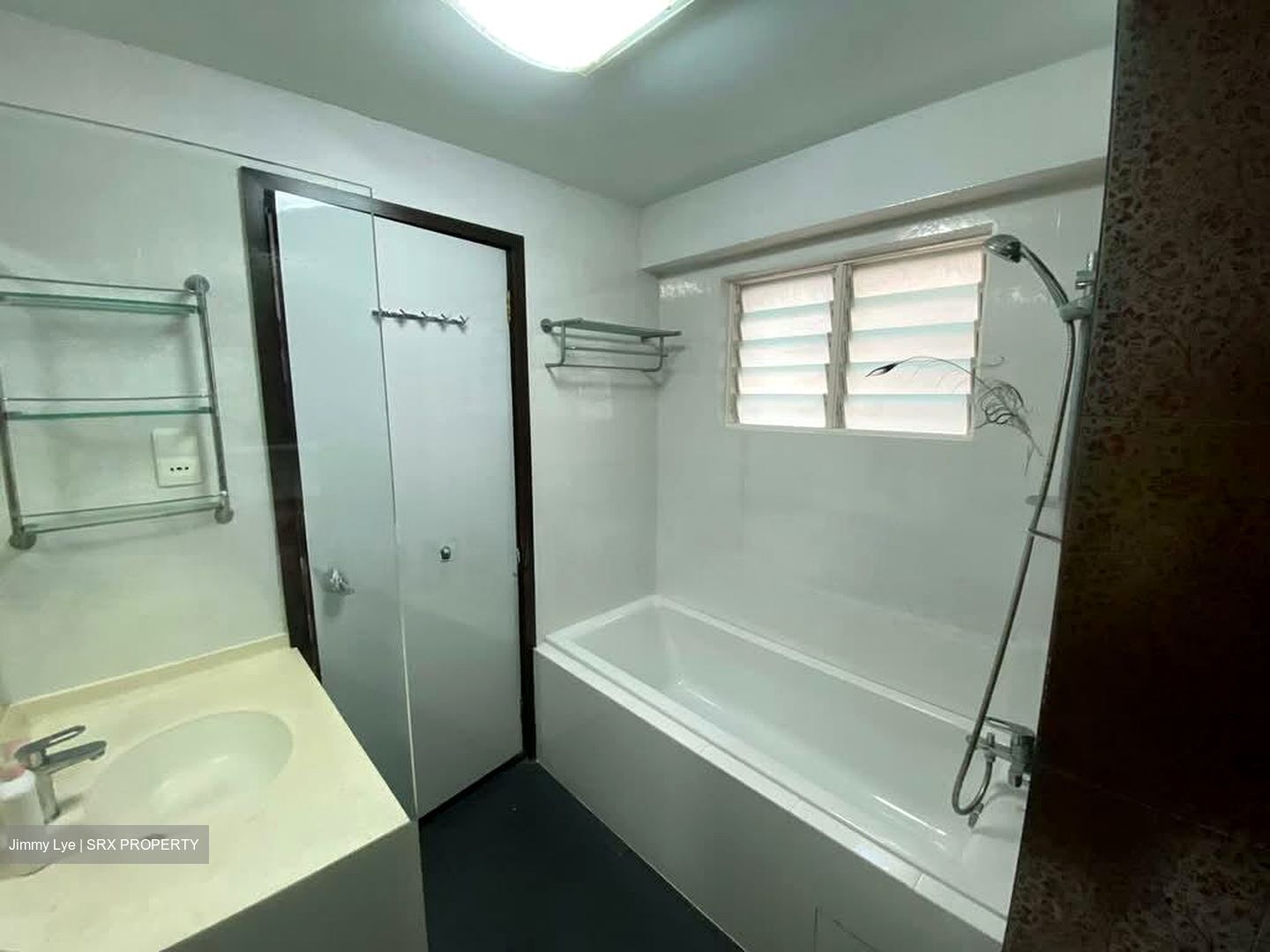 Melville Park (D18), Condominium #533220141